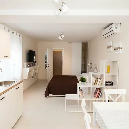 Studio Apartment Dada Primosten Exterior photo